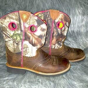 Ariat boots sz 5